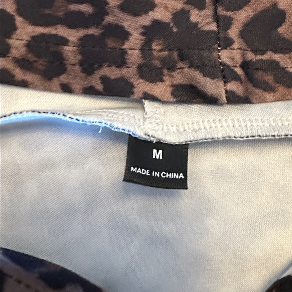 Leopard Pull Over Sweatshirt - Picture 3 of 3